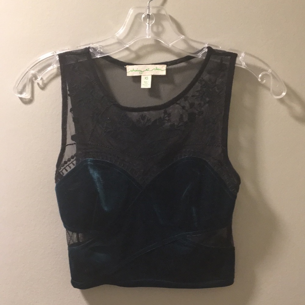 Cropped tank top